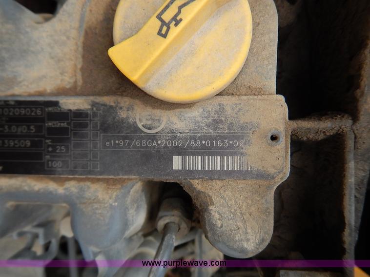 image for item J3788 2007 Gehl 6640E skid steer