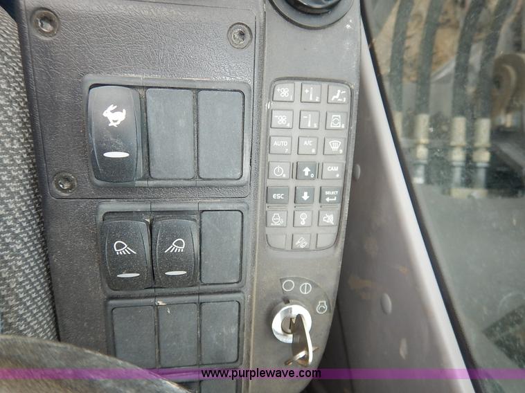 image for item J3790 2011 Volvo ECR235CL excavator