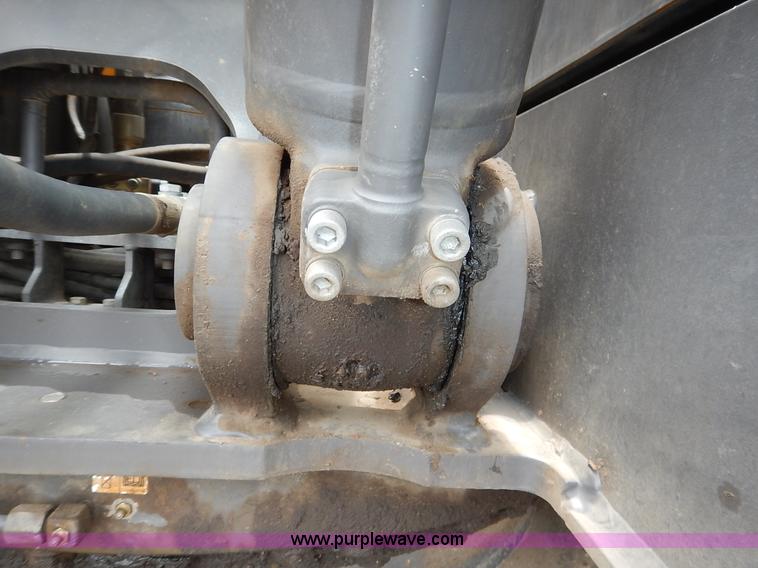 image for item J3790 2011 Volvo ECR235CL excavator