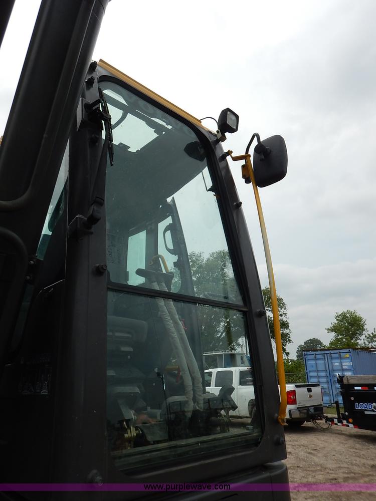 image for item J3790 2011 Volvo ECR235CL excavator