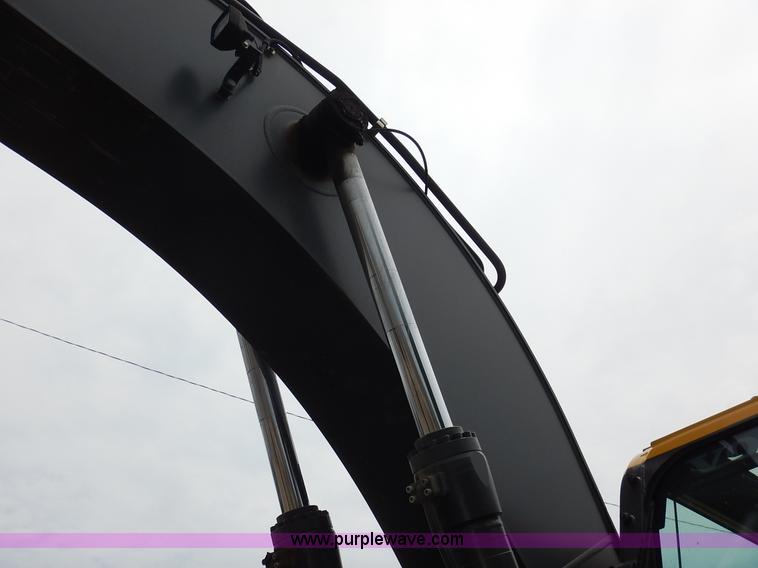 image for item J3790 2011 Volvo ECR235CL excavator