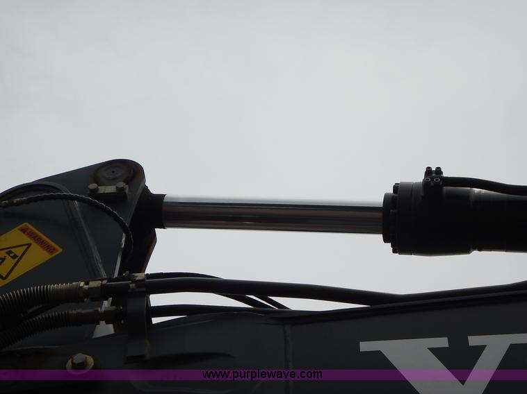 image for item J3790 2011 Volvo ECR235CL excavator