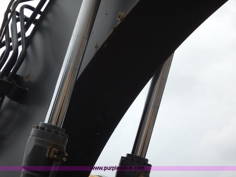 image for item J3790 2011 Volvo ECR235CL excavator