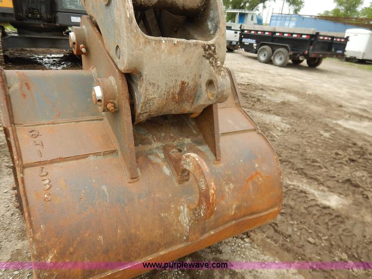 image for item J3790 2011 Volvo ECR235CL excavator