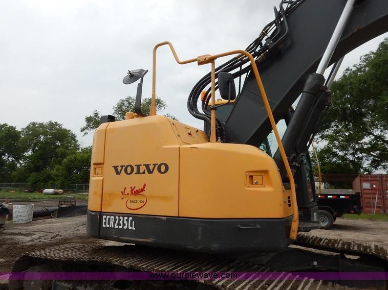 image for item J3790 2011 Volvo ECR235CL excavator