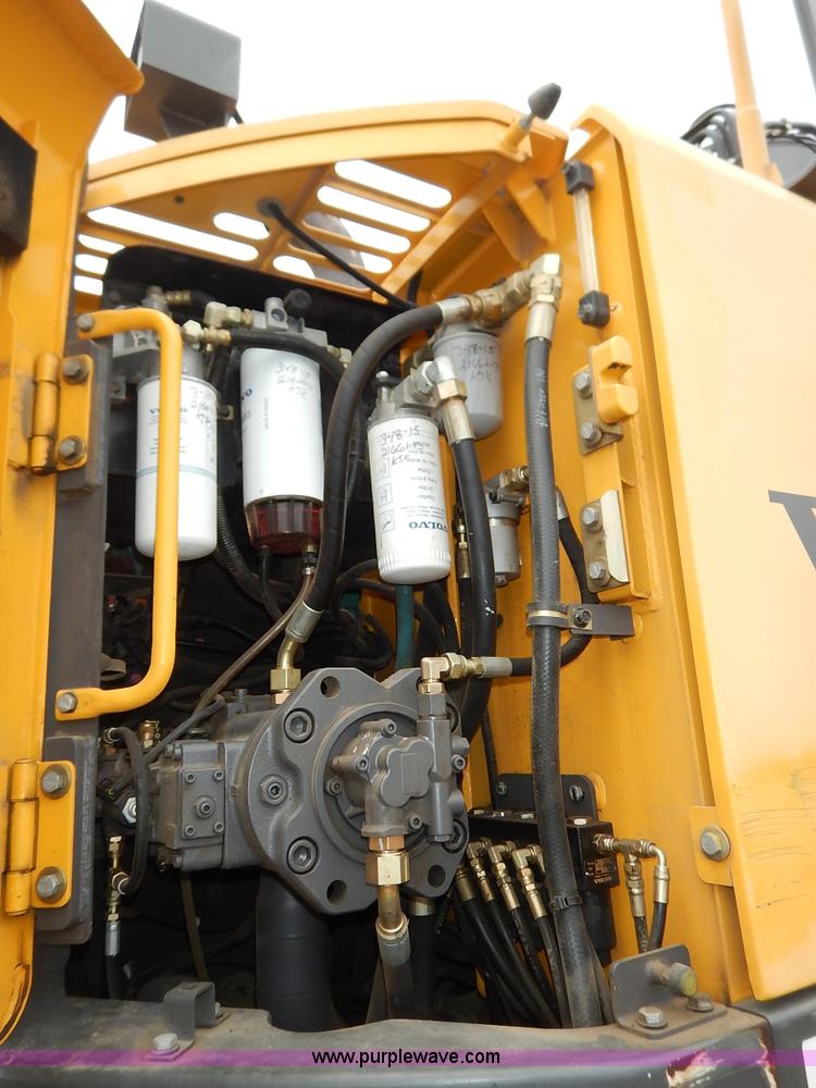 image for item J3790 2011 Volvo ECR235CL excavator