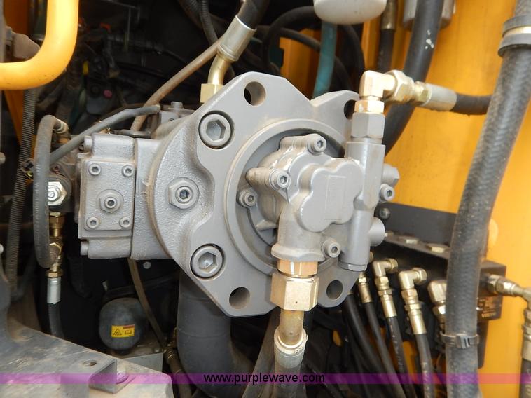 image for item J3790 2011 Volvo ECR235CL excavator