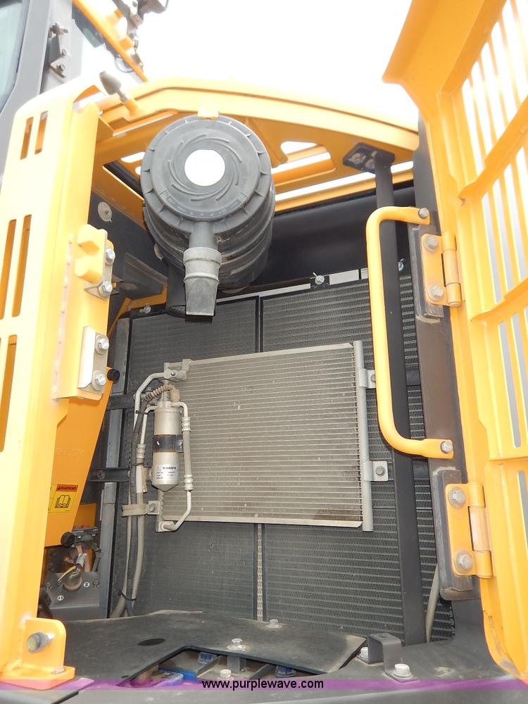 image for item J3790 2011 Volvo ECR235CL excavator