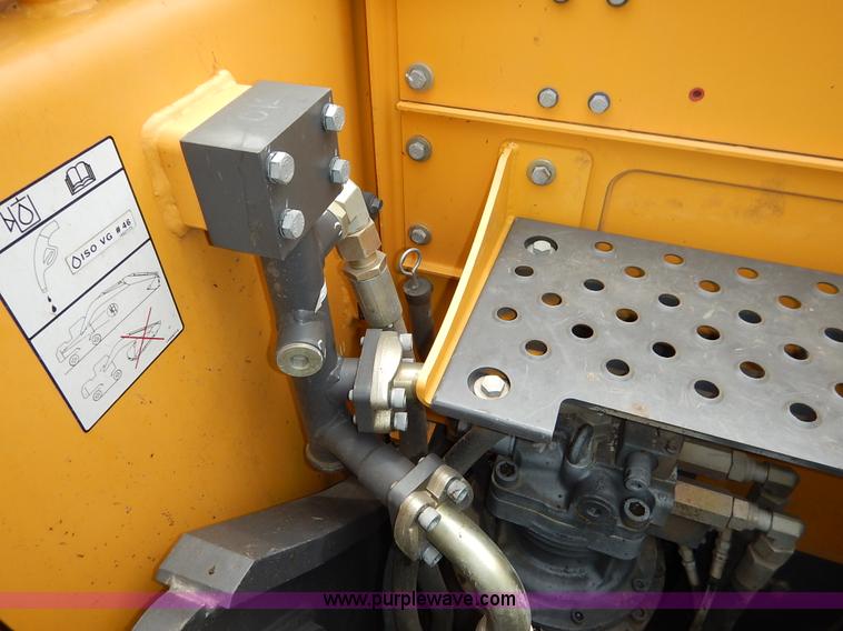 image for item J3790 2011 Volvo ECR235CL excavator