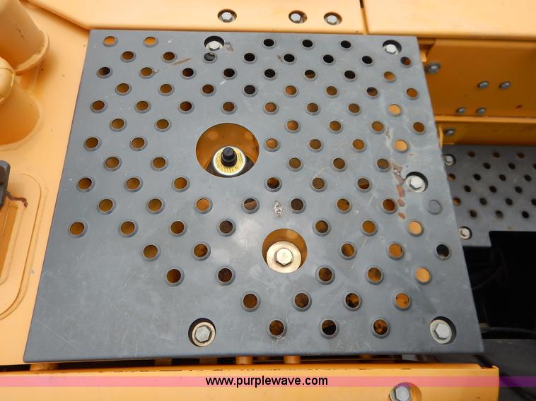 image for item J3790 2011 Volvo ECR235CL excavator