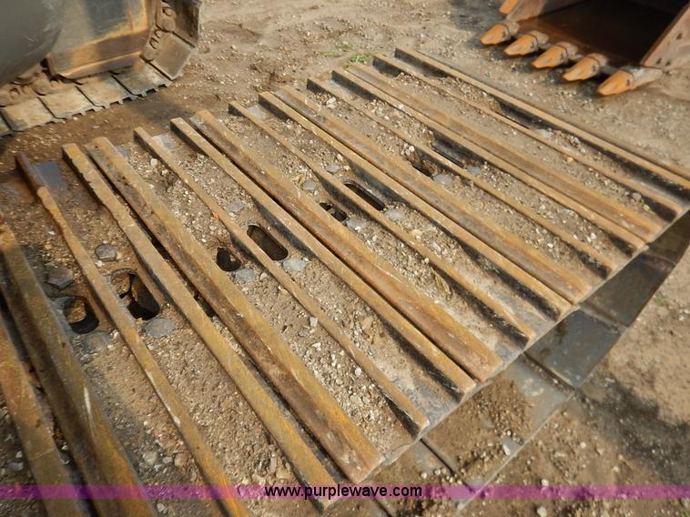 image for item J3790 2011 Volvo ECR235CL excavator