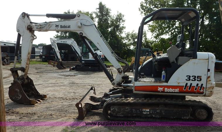 image for item J3791 2007 Bobcat 335G compact excavator