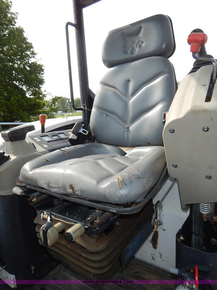 image for item J3791 2007 Bobcat 335G compact excavator