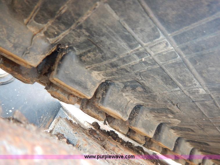 image for item J3791 2007 Bobcat 335G compact excavator