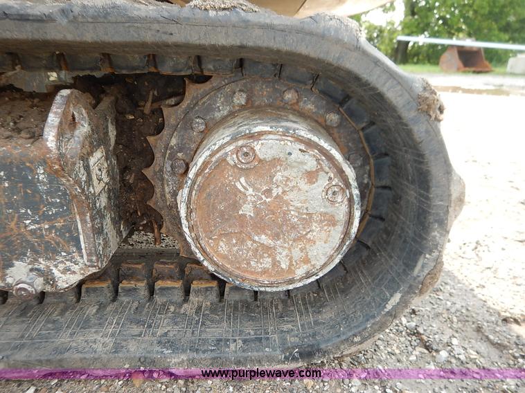 image for item J3791 2007 Bobcat 335G compact excavator