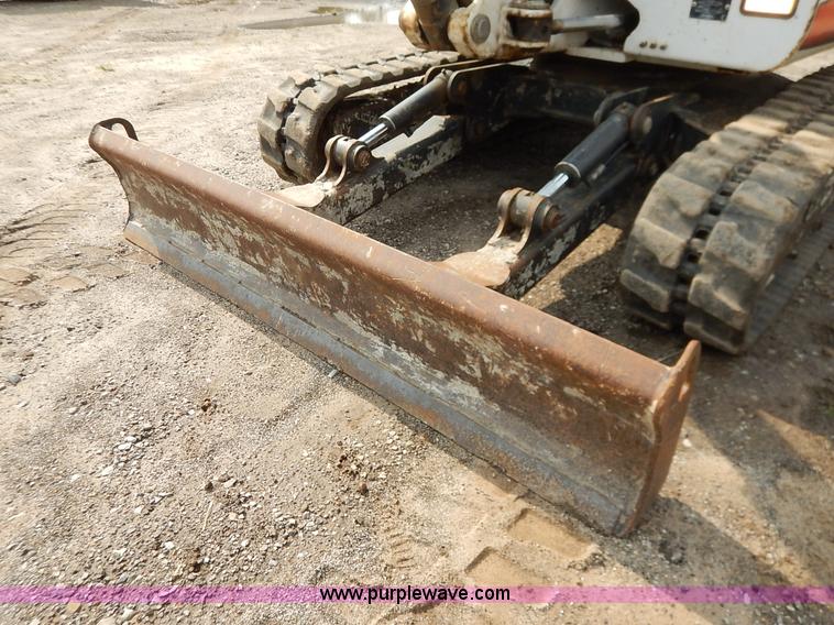 image for item J3791 2007 Bobcat 335G compact excavator