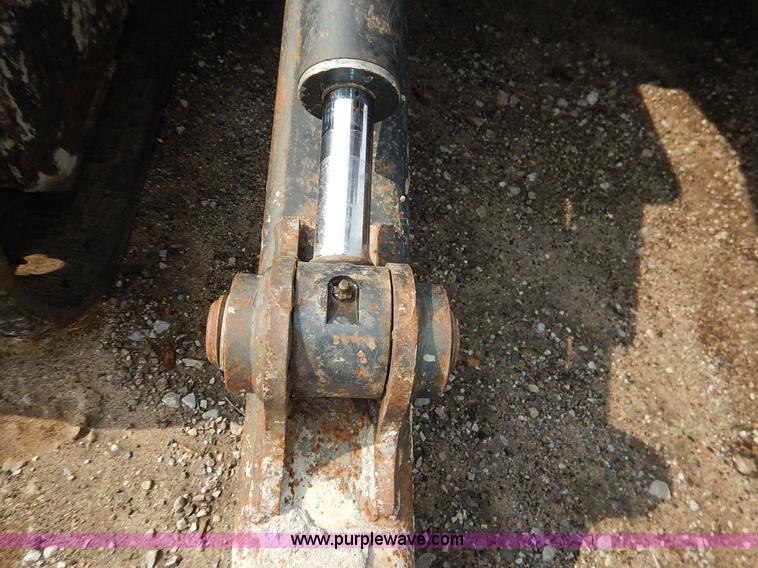 image for item J3791 2007 Bobcat 335G compact excavator