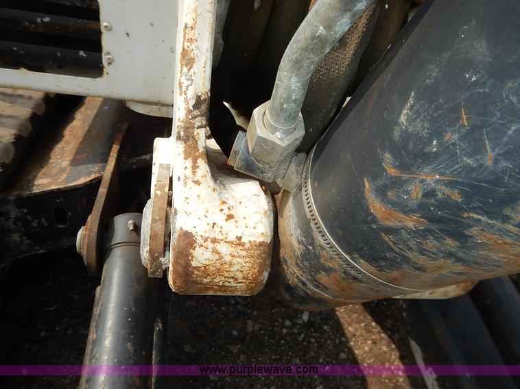 image for item J3791 2007 Bobcat 335G compact excavator