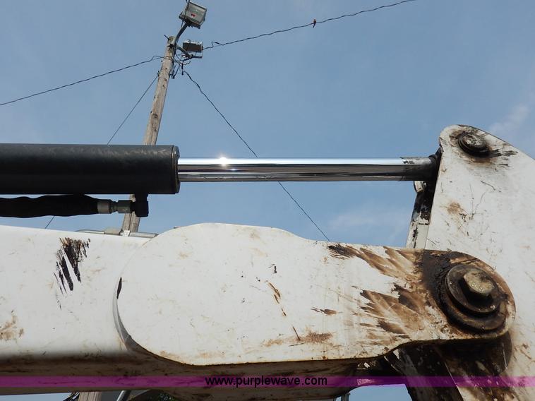image for item J3791 2007 Bobcat 335G compact excavator