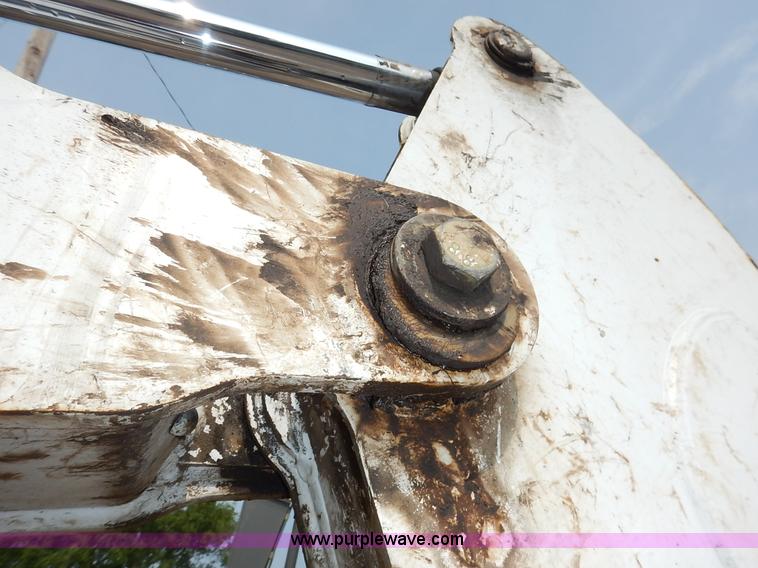 image for item J3791 2007 Bobcat 335G compact excavator