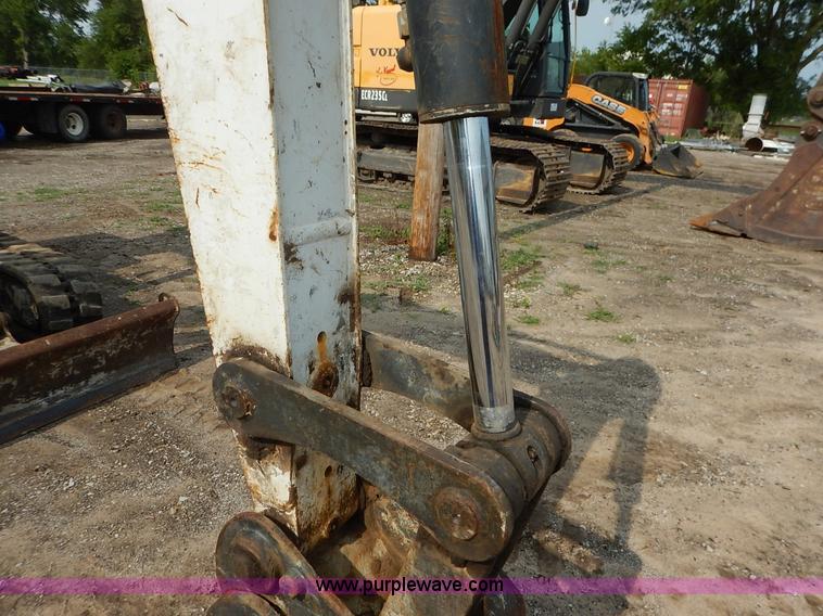 image for item J3791 2007 Bobcat 335G compact excavator