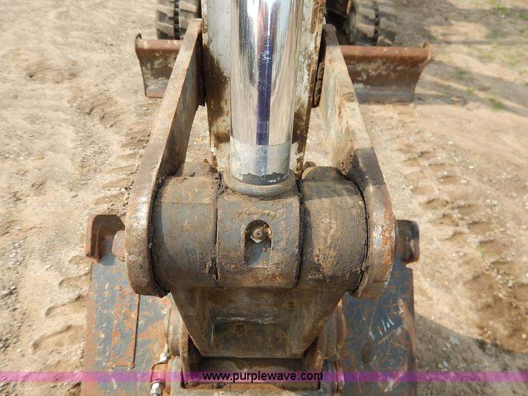 image for item J3791 2007 Bobcat 335G compact excavator