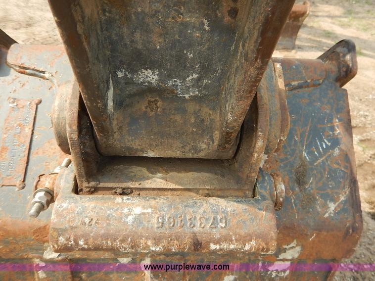 image for item J3791 2007 Bobcat 335G compact excavator