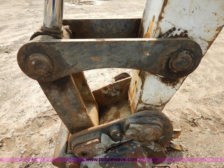 image for item J3791 2007 Bobcat 335G compact excavator