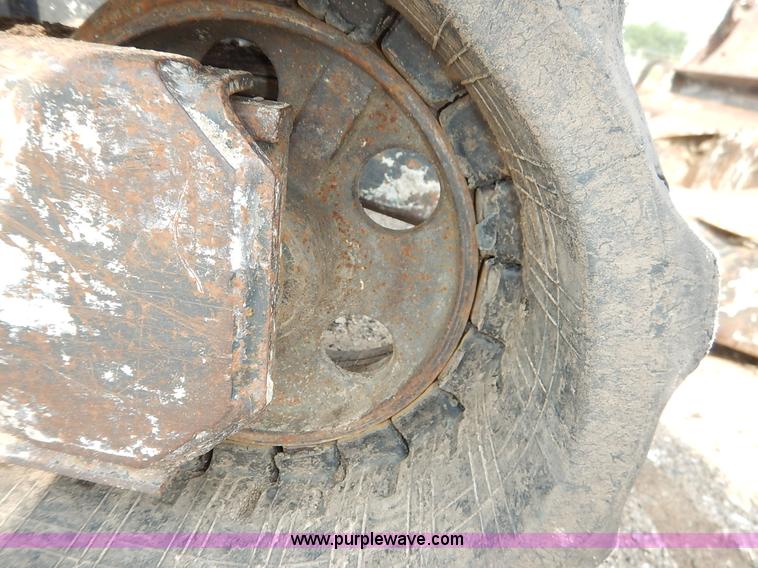 image for item J3791 2007 Bobcat 335G compact excavator