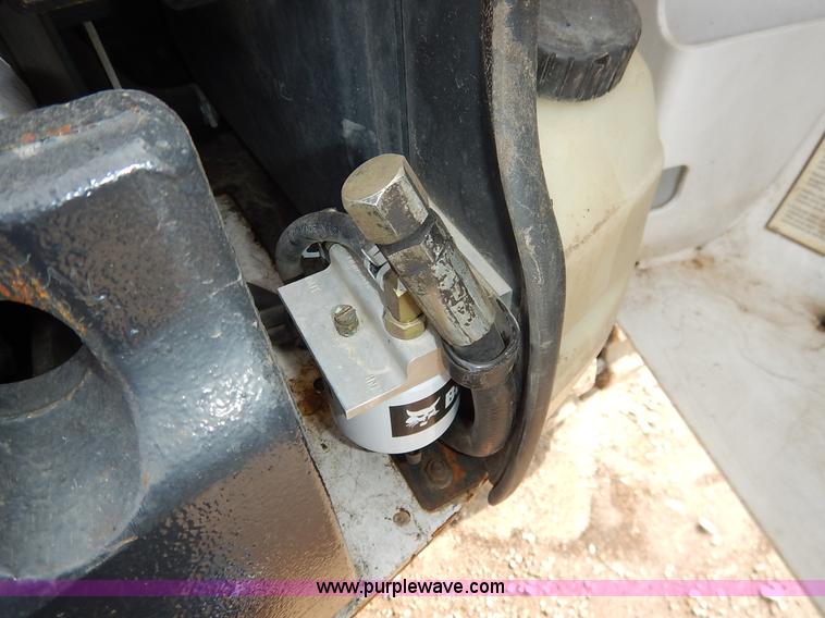 image for item J3791 2007 Bobcat 335G compact excavator