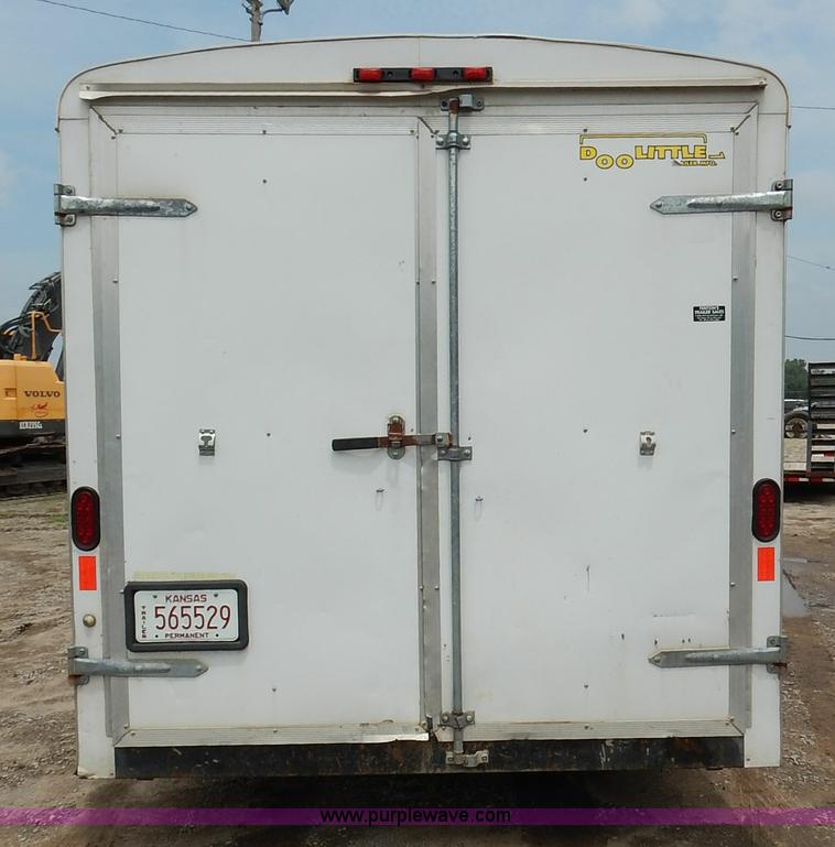 image for item J3792 2006 Doo Little enclosed cargo trailer