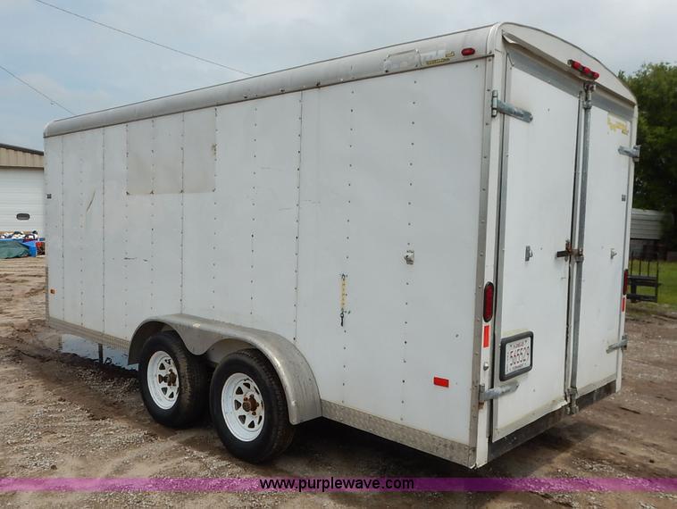image for item J3792 2006 Doo Little enclosed cargo trailer