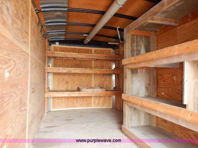 image for item J3792 2006 Doo Little enclosed cargo trailer