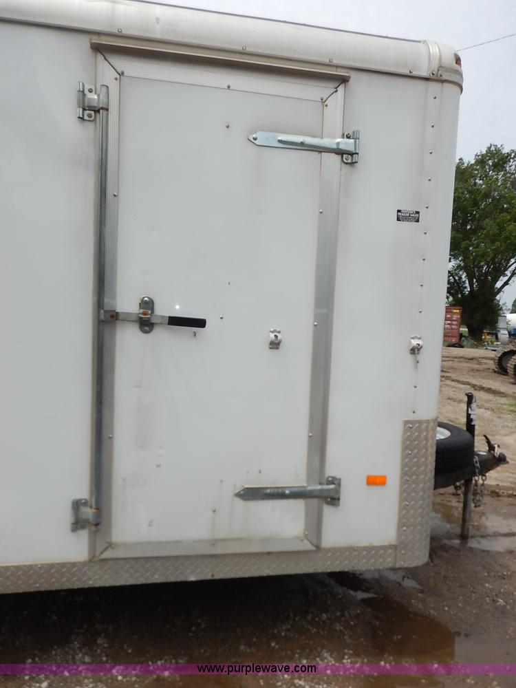 image for item J3792 2006 Doo Little enclosed cargo trailer