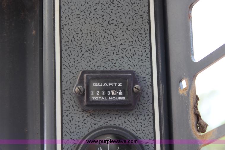 image for item J5843 2006 Gehl 6640E skid steer