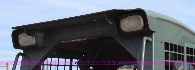 image for item J5843 2006 Gehl 6640E skid steer