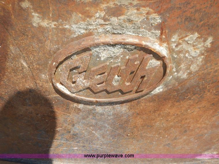 image for item J5886 Gelth excavator bucket