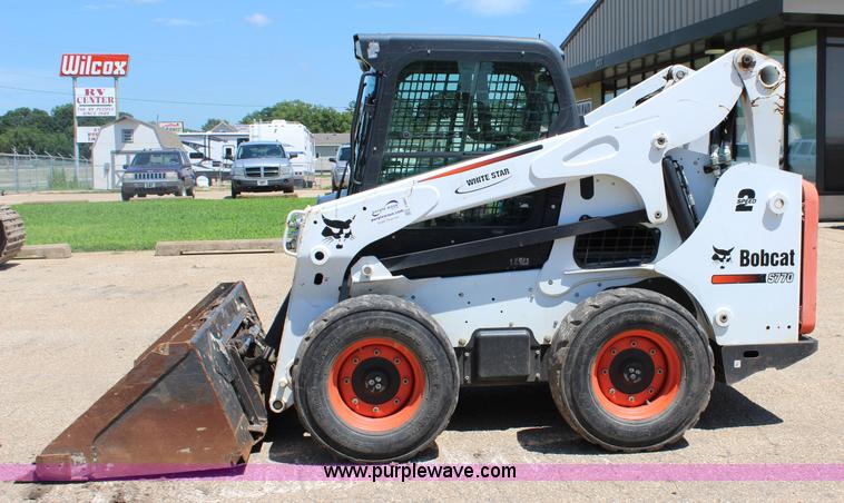 image for item J5887 2011 Bobcat S770 skid steer