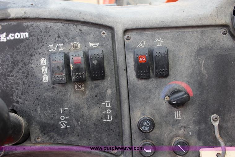 image for item J5895 2007 JLG G10-55A telehandler