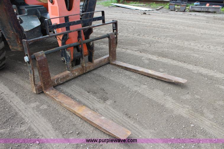 image for item J5895 2007 JLG G10-55A telehandler