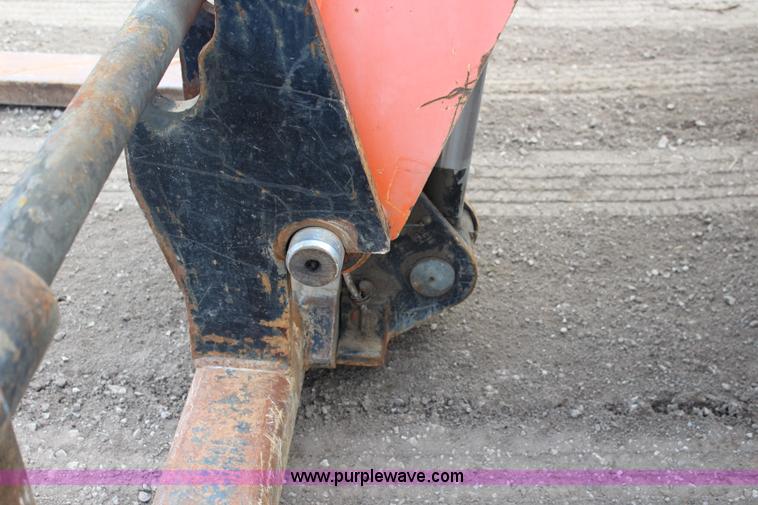 image for item J5895 2007 JLG G10-55A telehandler