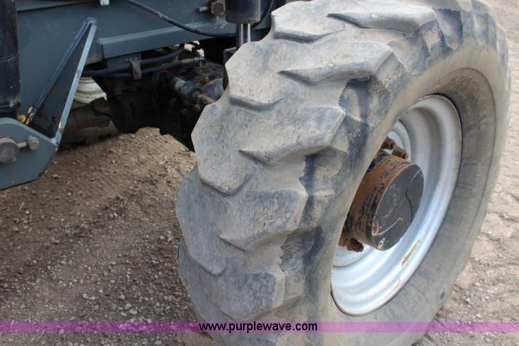 image for item J5895 2007 JLG G10-55A telehandler