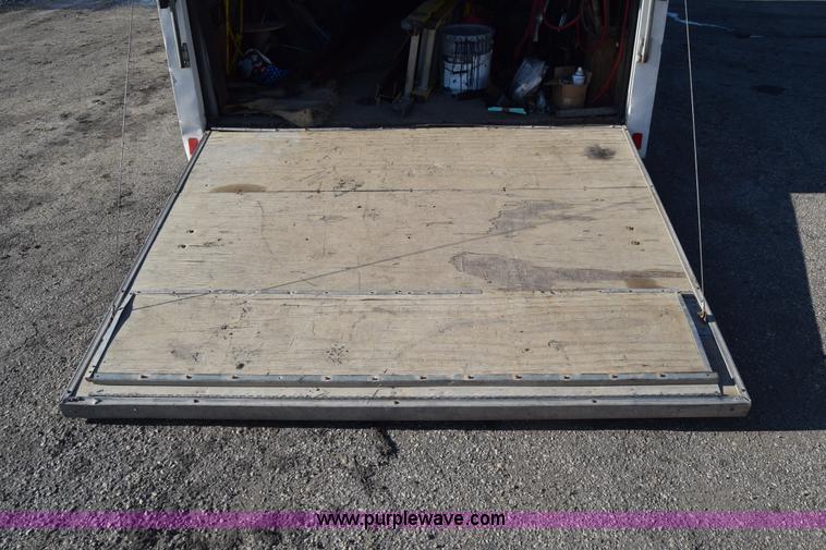 image for item L2517 2006 Pace SL820TA2 enclosed cargo trailer