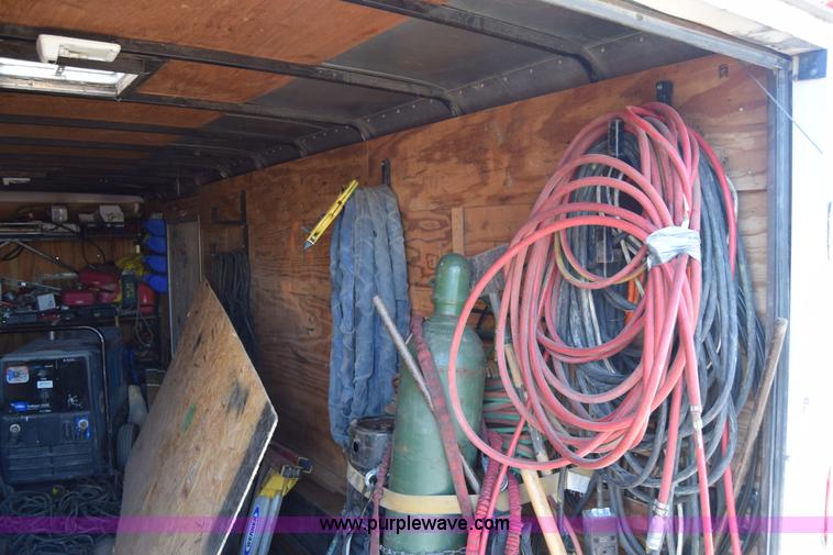 image for item L2517 2006 Pace SL820TA2 enclosed cargo trailer