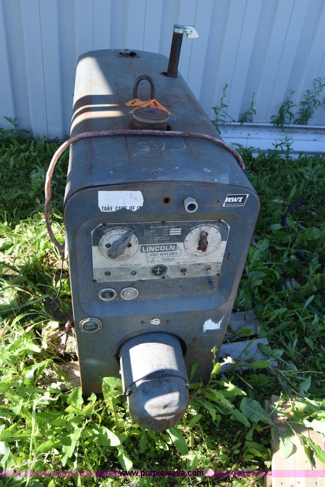 image for item L2522 Lincoln SA200 arc welder