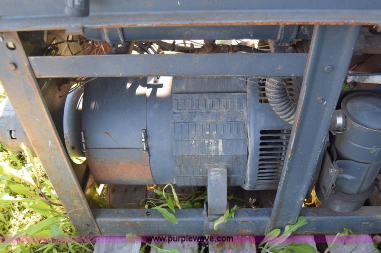 image for item L2522 Lincoln SA200 arc welder