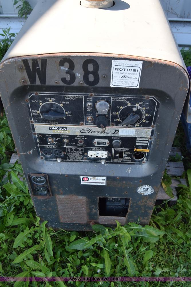 image for item L2523 Lincoln Classic II arc welder