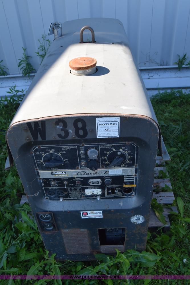image for item L2523 Lincoln Classic II arc welder