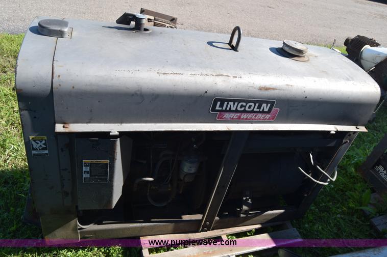 image for item L2524 Lincoln Classic IIID arc welder