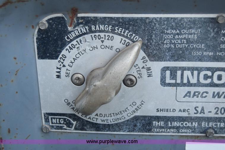 image for item L2525 Lincoln SA200 arc welder